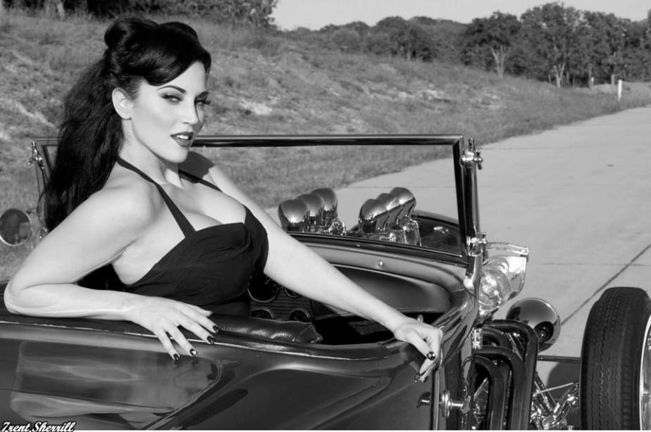 20150104-HotRod_PinUp_CrissyHenderson_01
