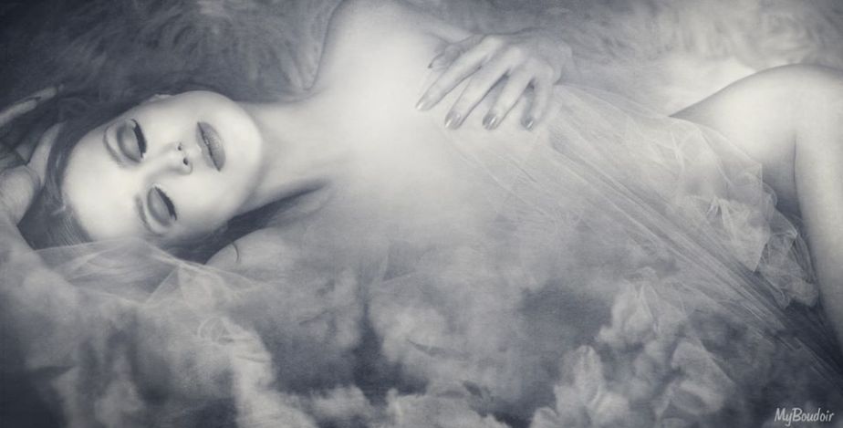 Pin up My Boudoir : Frankii Wilde