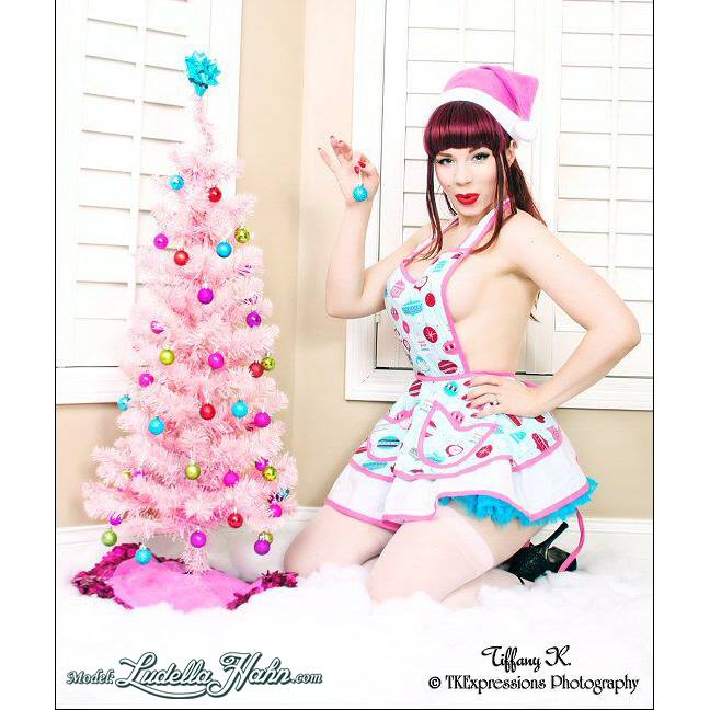 20150128_PinUp_LudellaHahn_02