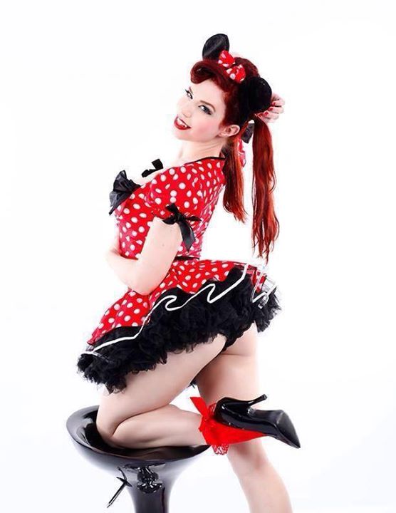20150128_PinUp_LudellaHahn_17