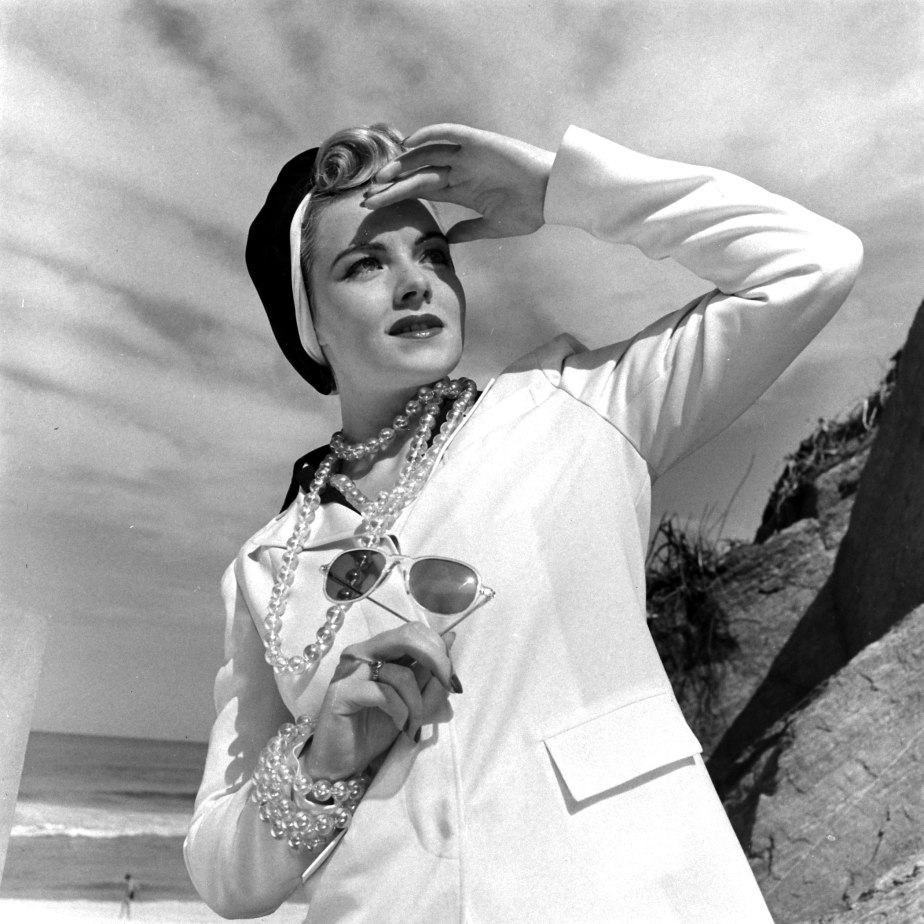 1940s Fashion Tip: Don&rsquo;t Leave Home Without a&nbsp;Hat