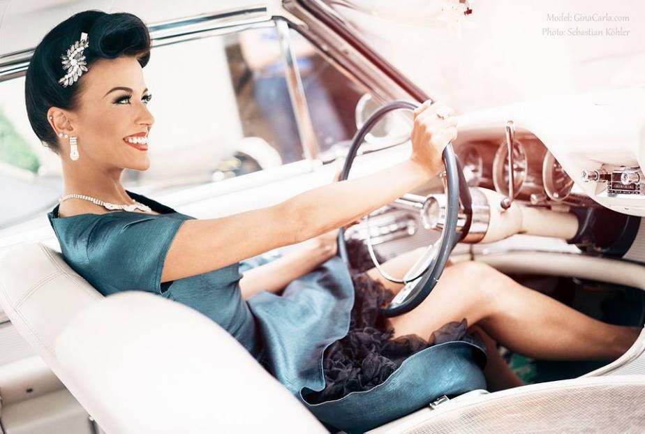 20150926-PinUp_GinaCarla_02