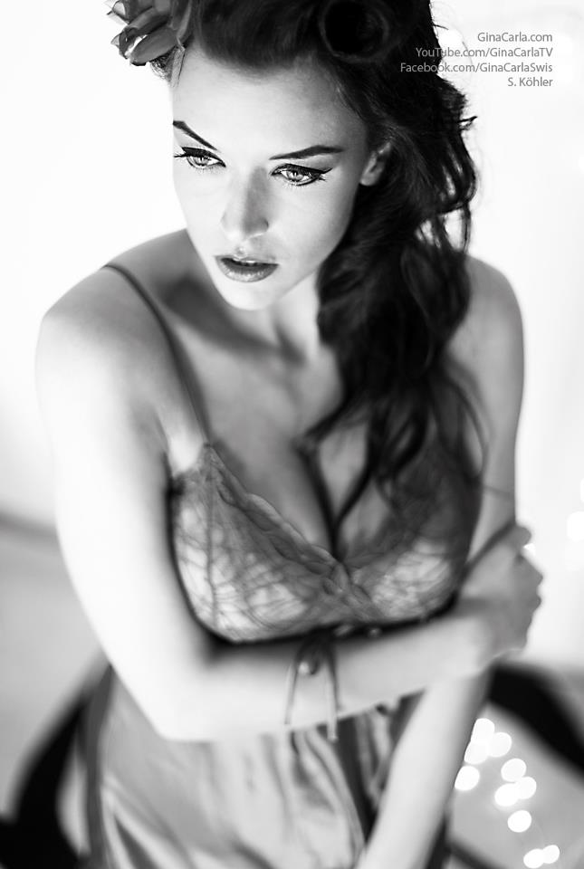 20150926-PinUp_GinaCarla_05