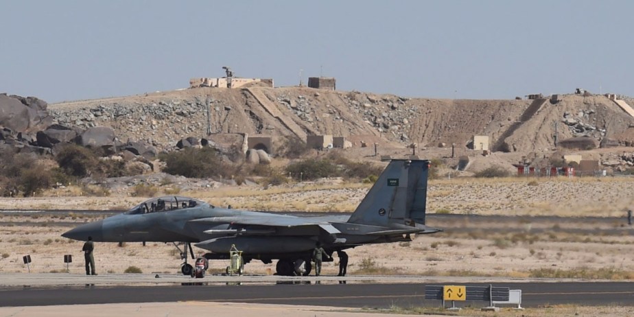 Attentats dans un ex-bastion d'Al-Qaïda au Yémen : 42 morts 