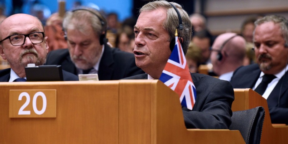 Royaume-Uni : Nigel Farage démissionne de la tête du parti Ukip